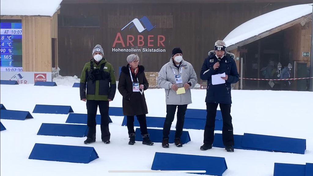 Eröffnung der Biathlon EM 2022
von links OK-Chef Herbert Unnasch, Landrätin Rita Röhrl, 
 Moderator der Eröffnung Uli Kohl vom AMC Regen und DSV-Präsident Dr. Franz Steinle